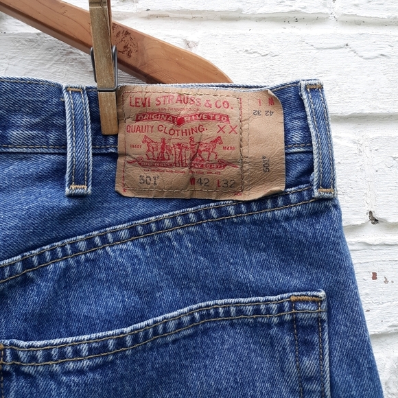 Levi's 501XX Jeans 42x32 Straight - Picture 3 of 8